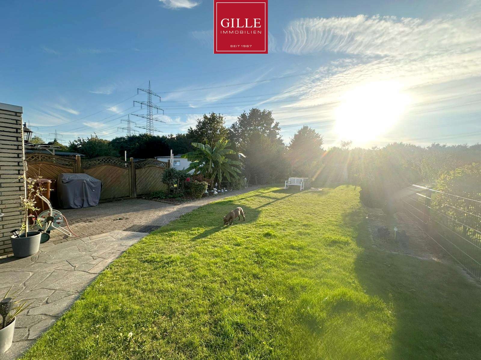 Ansicht 18 von: Neuss-Reuschenberg: Attraktives Reiheneckhaus mit Garage und traumhaften Grundstück nach WEG geteilt